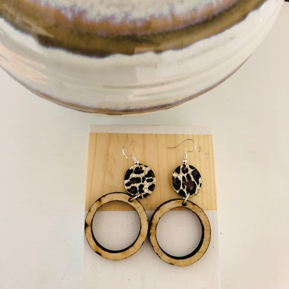 SOLD - Picture 2 of 4